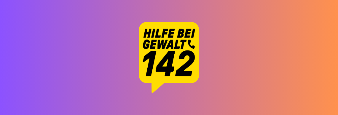 Man sieht einen Hinweis mit der Nummer 142.